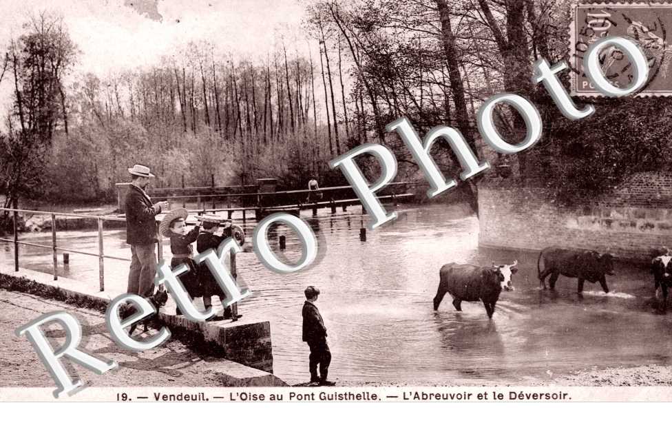 l'abreuvoir et le Deversoir