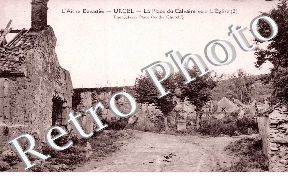 Place du Calvaire vers l'Eglise