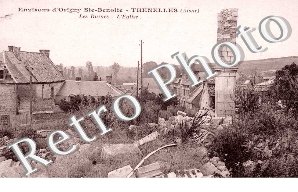 Les ruines et l'eglise