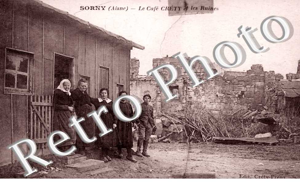 SORNY  le Cafe Crety et les ruines