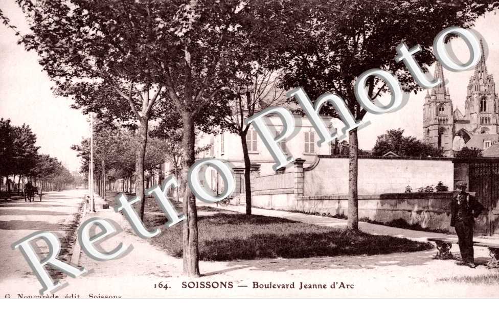 Boulevard Jeanne d'Arc