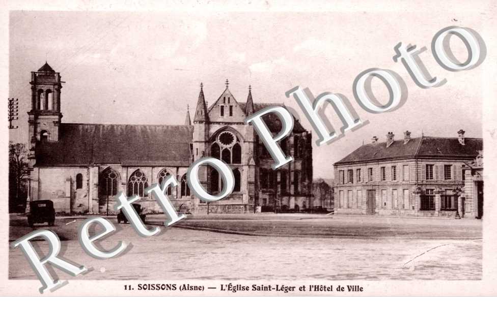 l'eglise saint Leger et l'hotel de ville