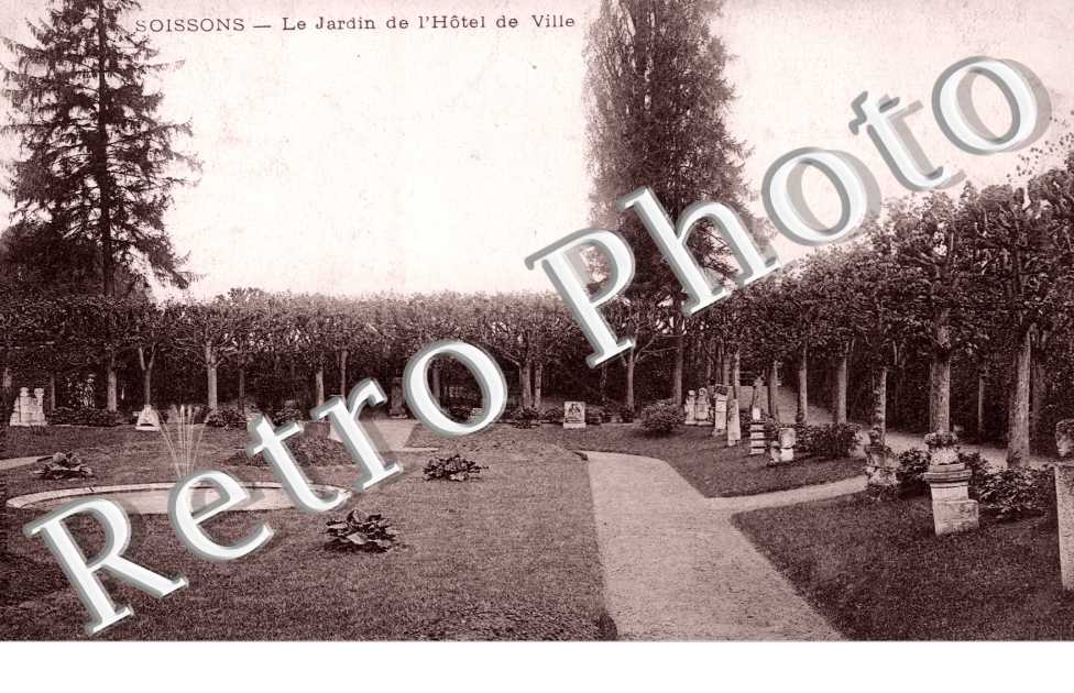 le jardin de L'Hotel de Ville