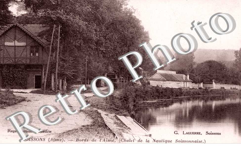 Bords de l'Aisne Chalet de la Nautique Soissonnaise