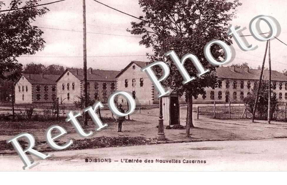 entree des nouvelles casernes