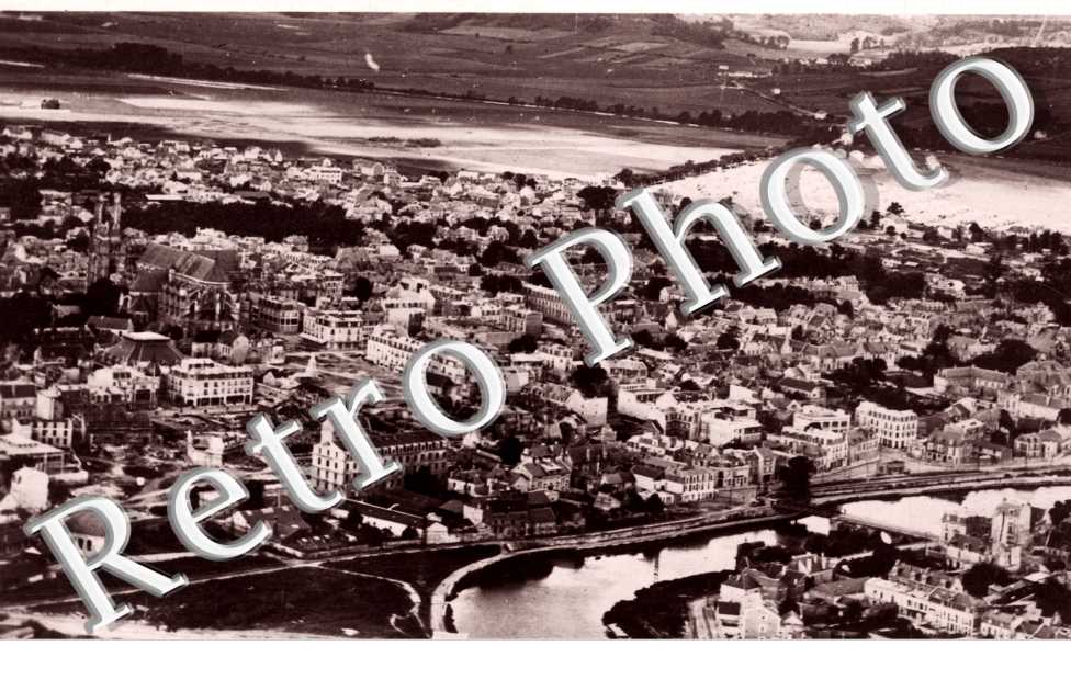 Vue generale prise d'un avion (ligne aerienne Paris-Cologne en avion)