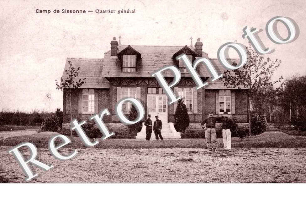Le Camp, Quartier General