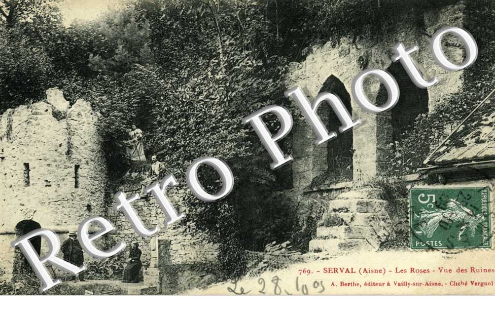 Les Roses Vue des ruines