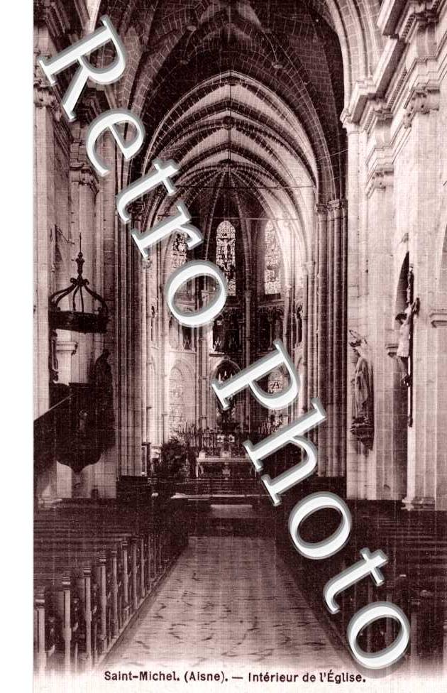interieur de l'eglise