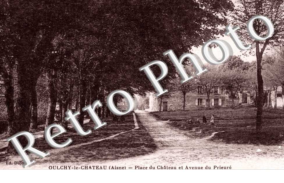 place du Chateau et Avenue du Prieure