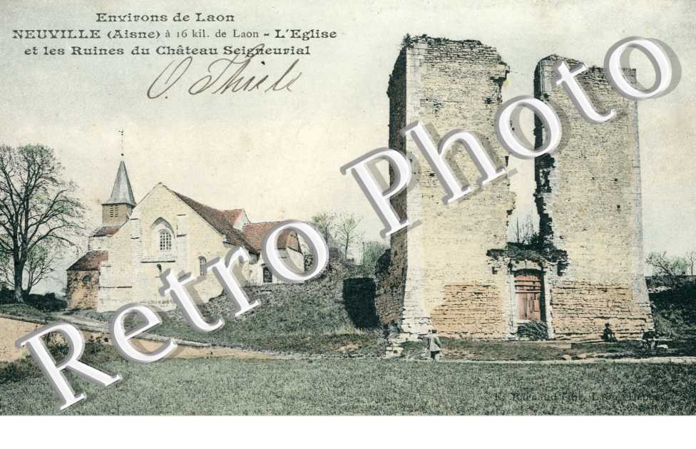L'Eglise et les Ruines du Chateau Seigneurial
