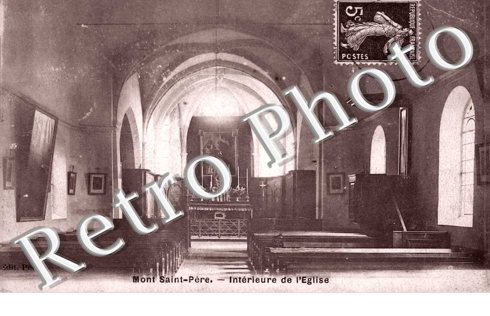 Interieur de l'eglise