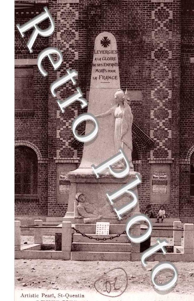 La Monument Aux Morts