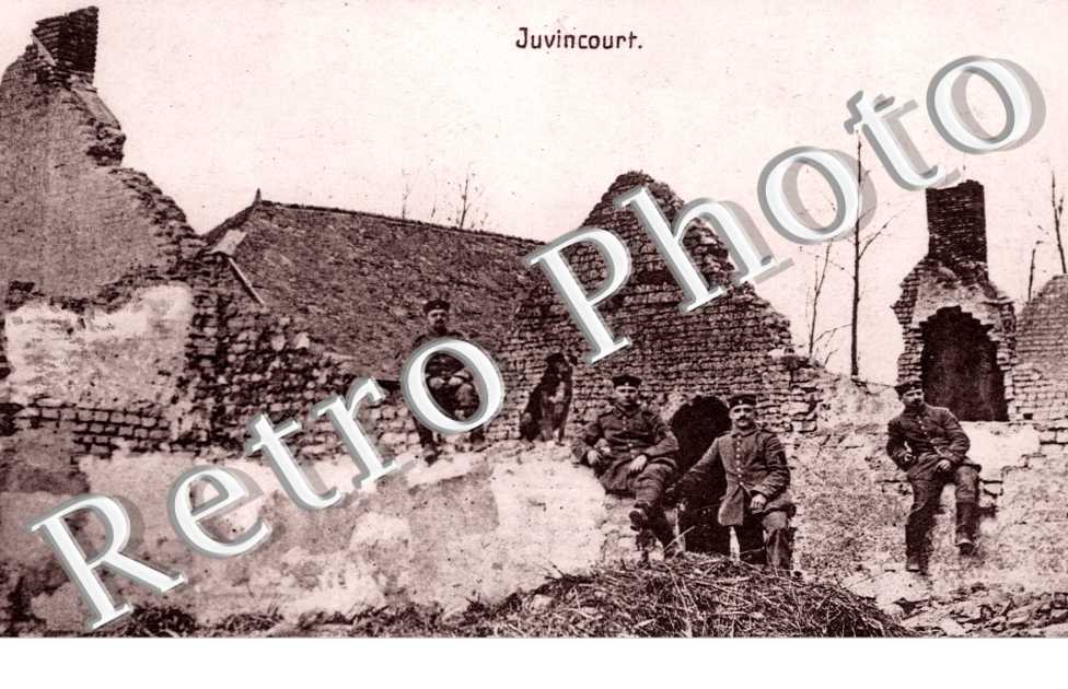 (militaires)