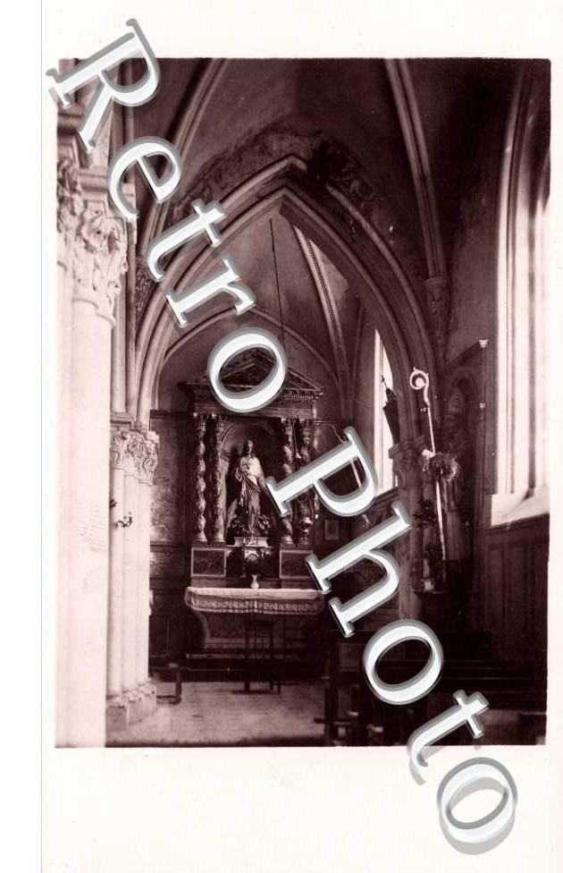 (interieur d'une eglise)