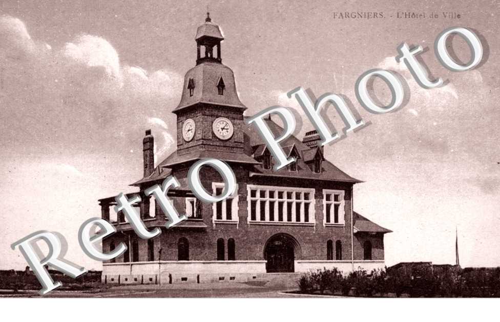 L'Hotel de Ville