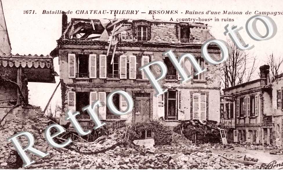 ruines d'une maison de campagne