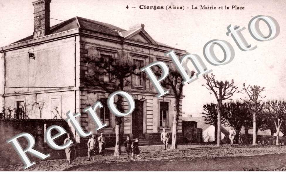 La Mairie et la Place