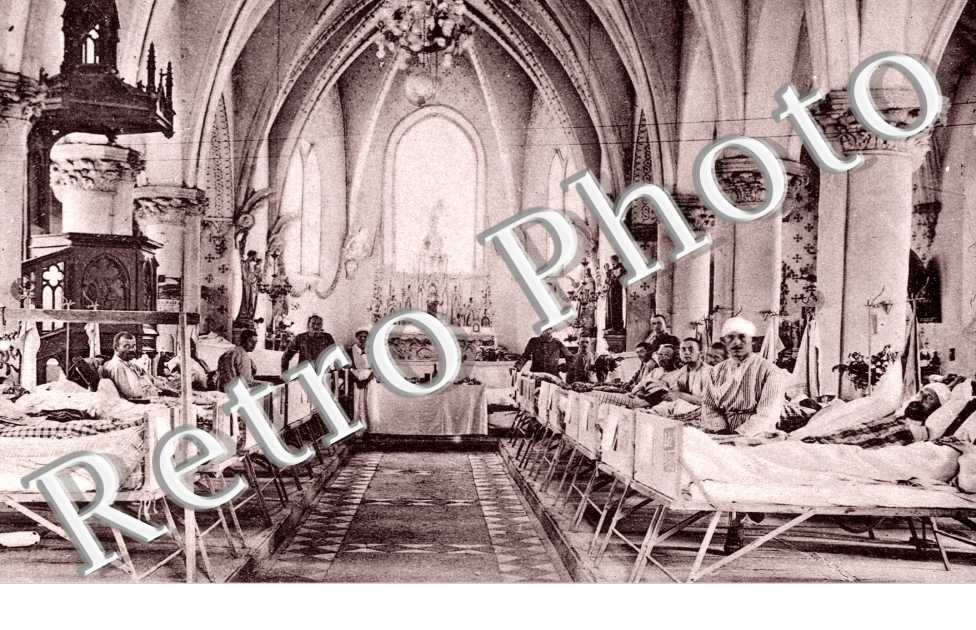 (Interieur de l'eglise - hopital)