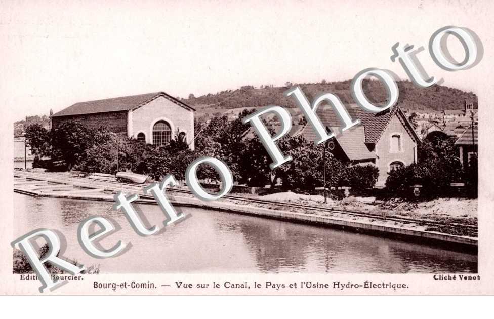 Vue sur le Canal et l'Usine Hydro electrique