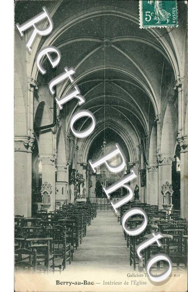 Interieur de l'Eglise