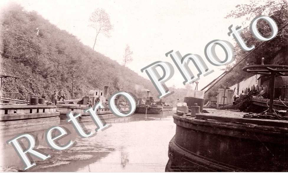  Riqueval et des peniches 