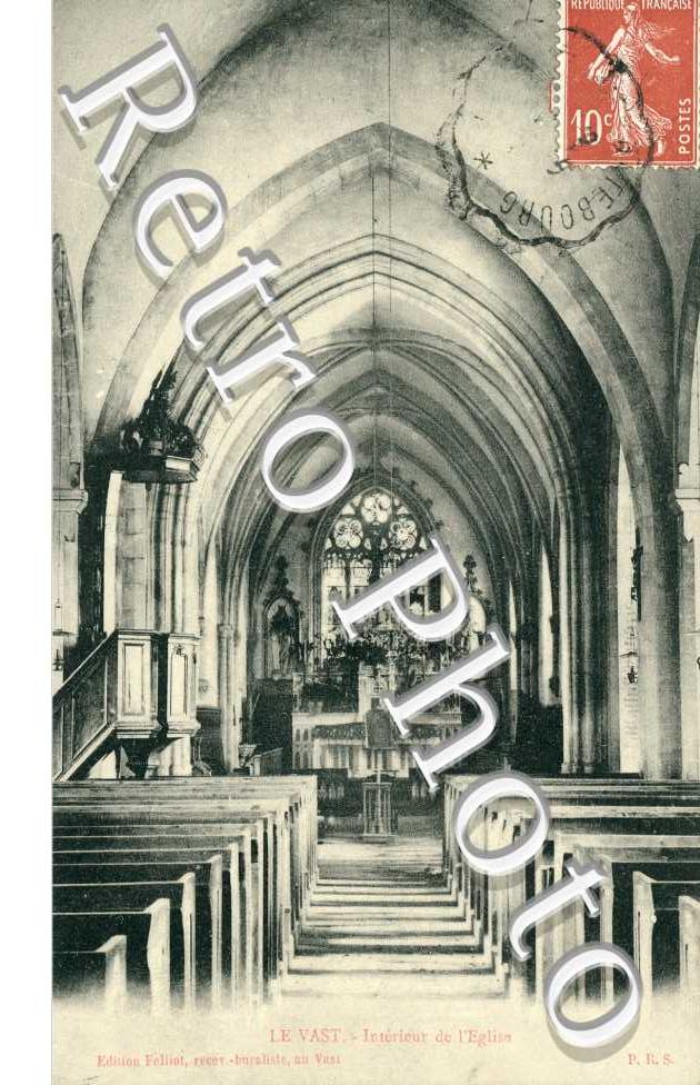 Interieur de l'eglise