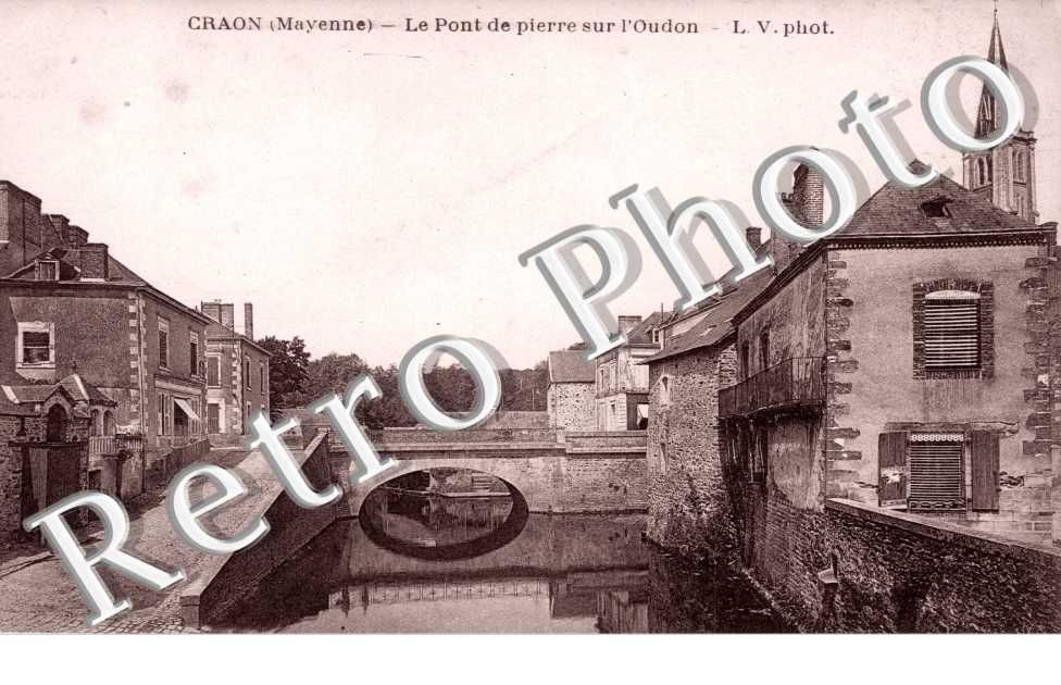 le pont de pierre sur l'Oudon
