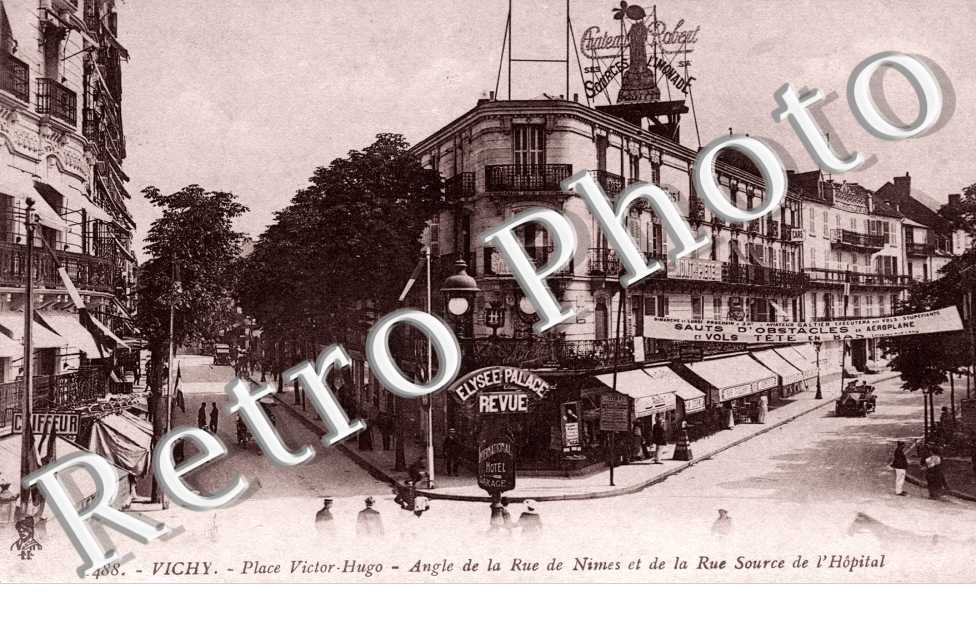 Place Victor Hugo Angle de la rue de Nimes et de la rue Source de l'Hopital