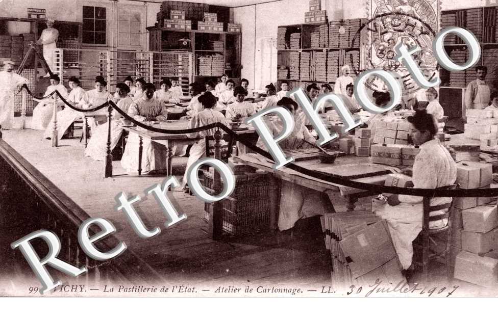 La pastillerie de l'etat Atelier de cartonnage