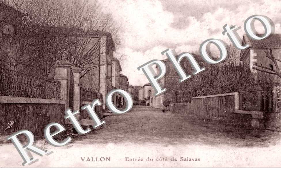 Entree du cote de Salavas
