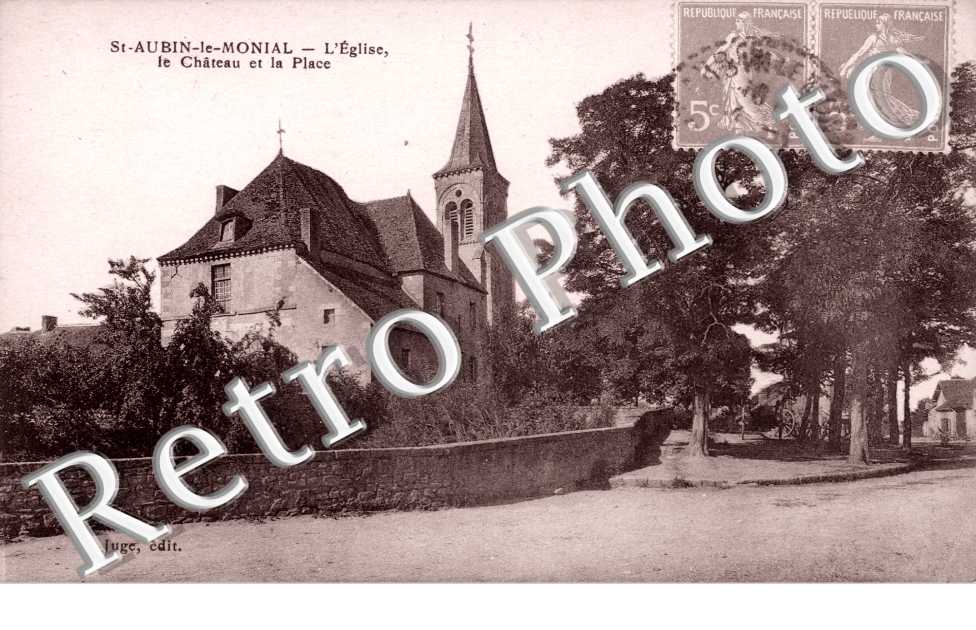L'Eglise, le Chateau et la Place