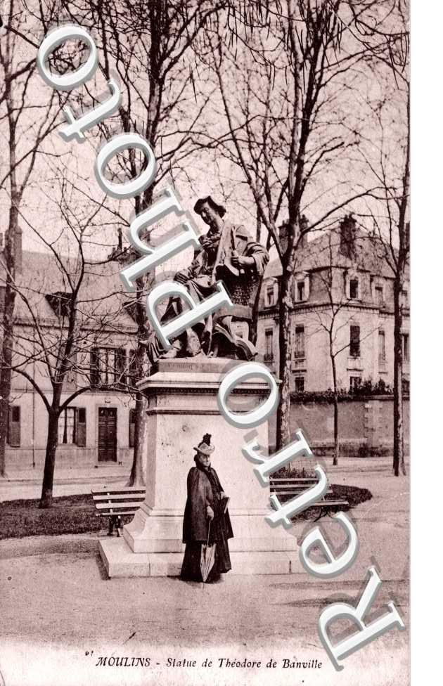 Statue de Theodore de Banville