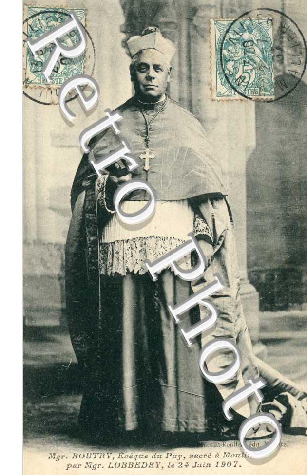 Eveque du Pays sacre a Moulins le 24 juin 1907