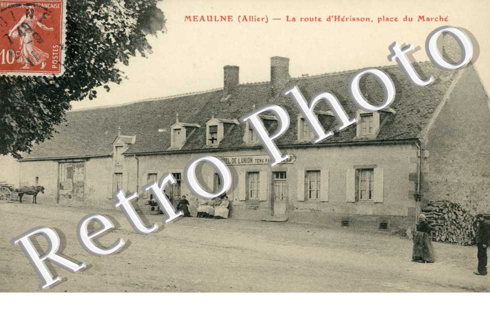 la route d'Herisson, place du marche
