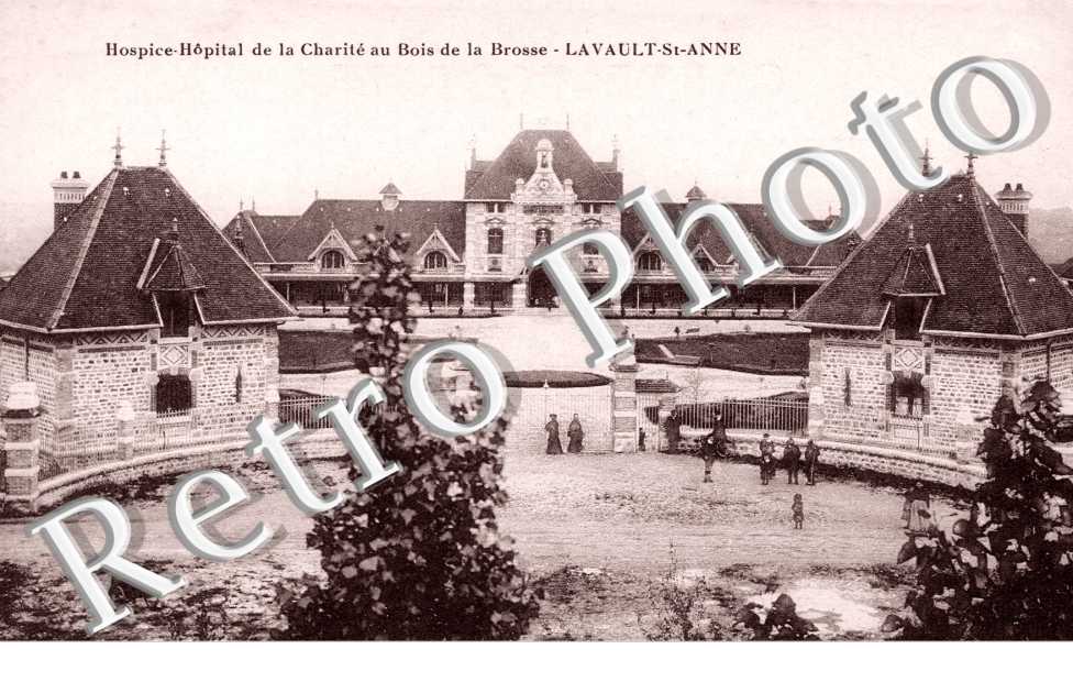 Hospice Hopital de la Charite au Bois de la Brosse