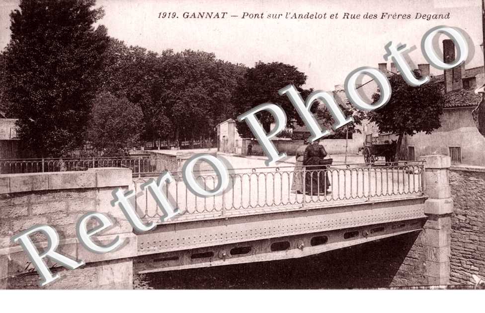 Pont sur l'Andelot et Rue des Freres Degand