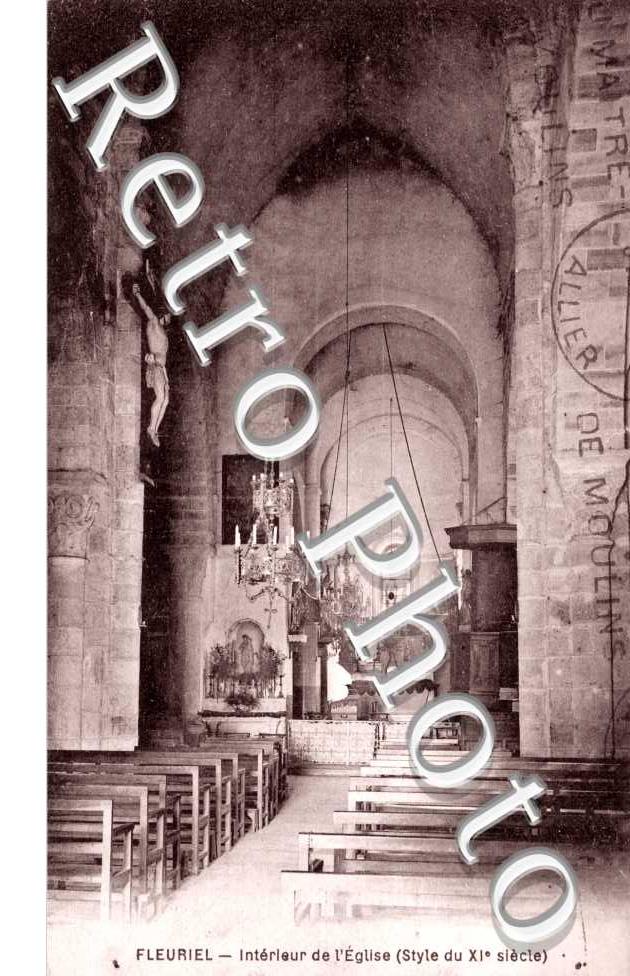 interieur de l'eglise