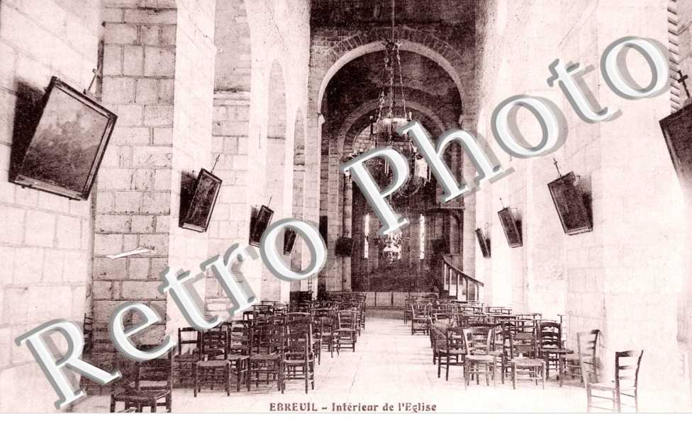 Interieur de l'eglise