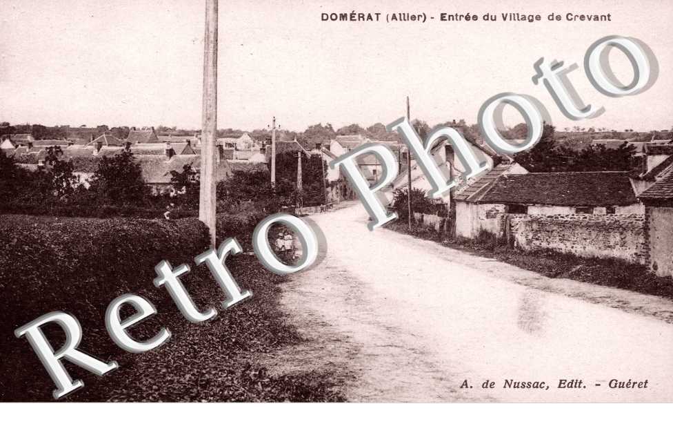 Entree du Village de Crevant