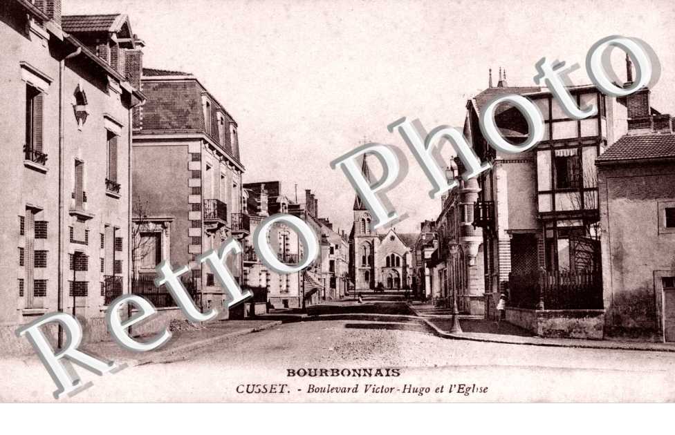 Boulevard Victor Hugo et Eglise
