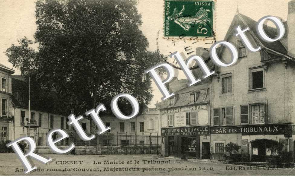 la Mairie et le Tribunal