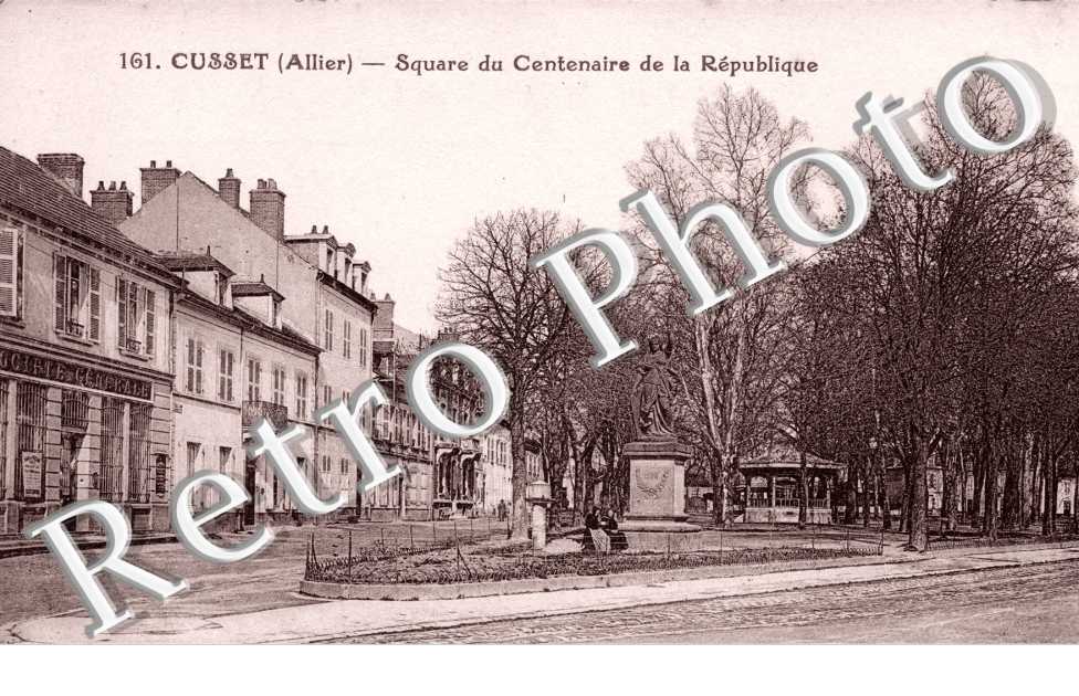 Square du Centenaire de la Republique