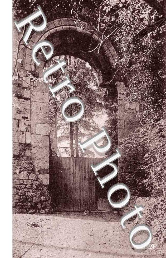 Porte d'entree du Chateau