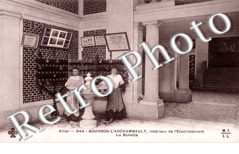 interieur de l'etablissement La Buvette