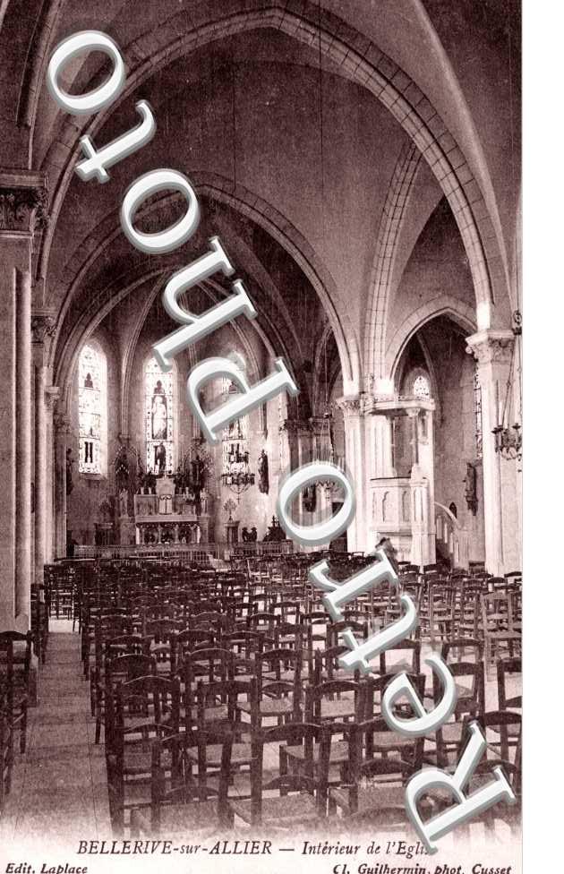 interieur de l'eglise