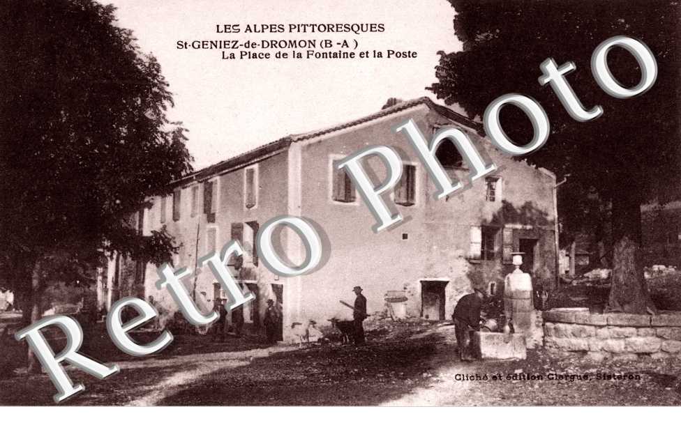 Place de la fontaine et la poste