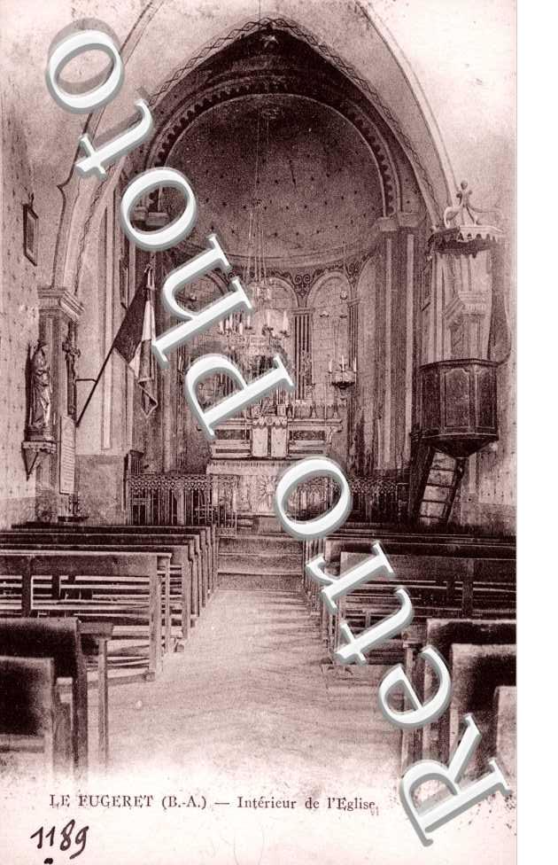 interieur de l'eglise