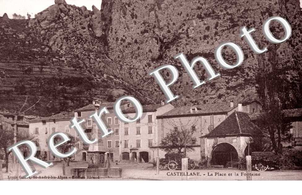 La place et la fontaine