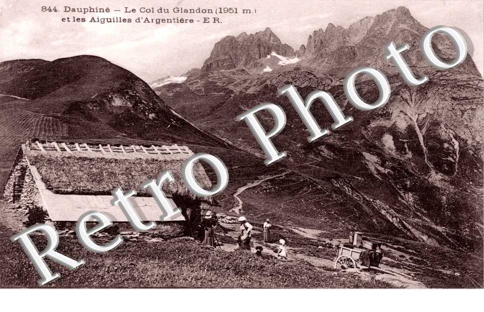 Le col du glandon et les aiguilles d'Argentiere
